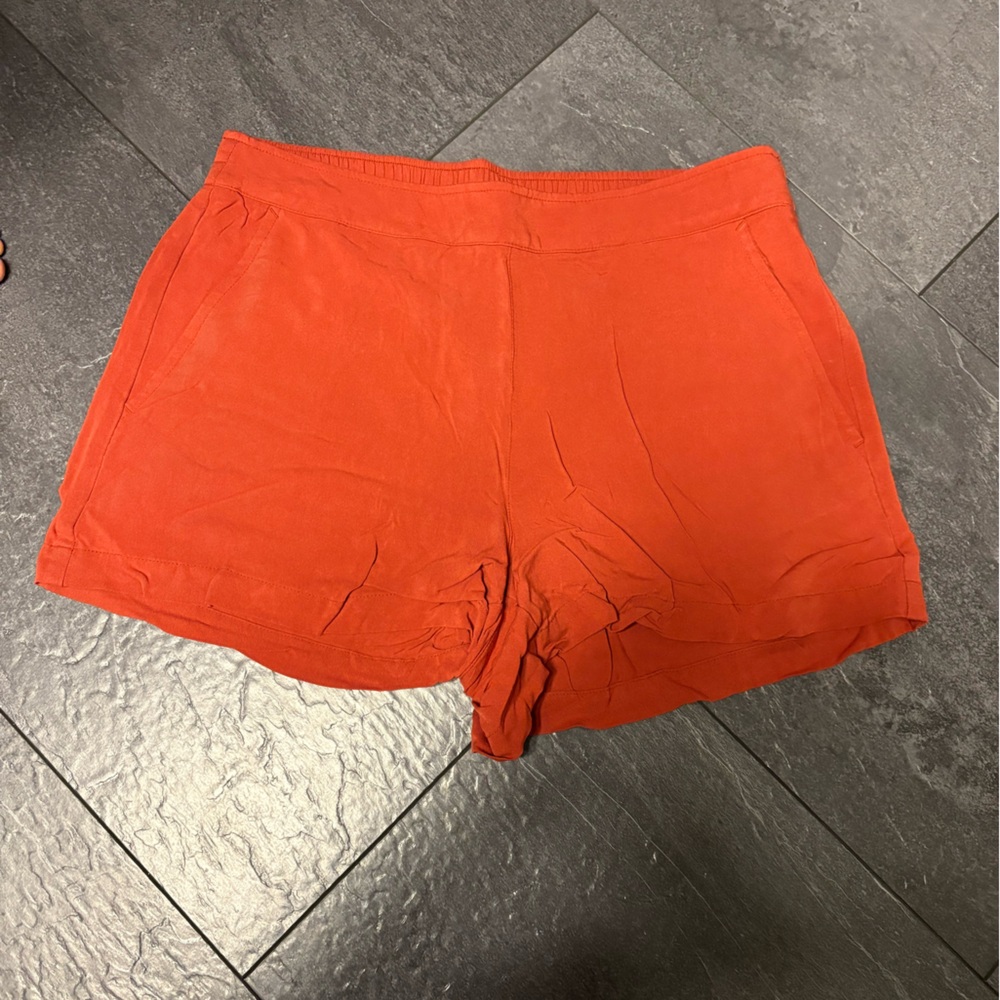 Women’s Old Navy high-rise Playa burnt orange shorts, L